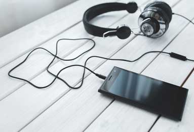 PG电子-冰释前嫌？圣诞夜重返波士顿 欧文猛夸绿军前队友